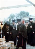 Закладка каменных стен собора архиепископом Гедеоном.